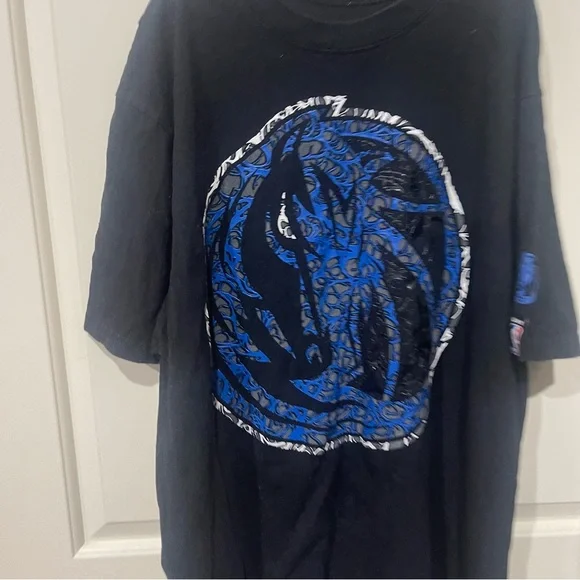 Unk nba Large Tshirt - Picture 2 of 8